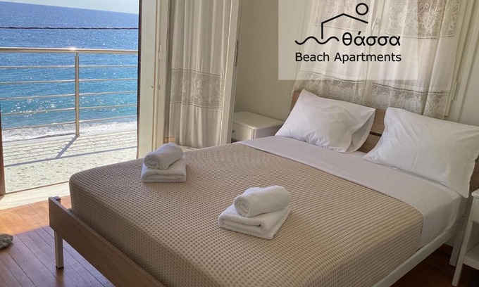 Leonidio Apartment | Cozy Thassa Beach Apartment No4 with Oceanfront Views