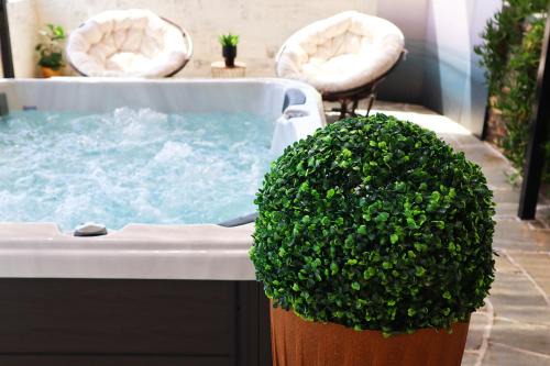 Astris Villa | Experience Home Comfort at Thassion-ikea with Hot Tub