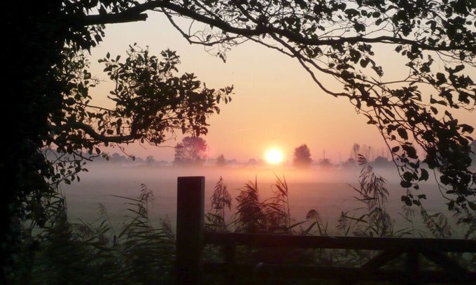 Butjadingen House | Relax at Thatchdachkate Sillenserwisch – Pet Friendly & Family-Oriented