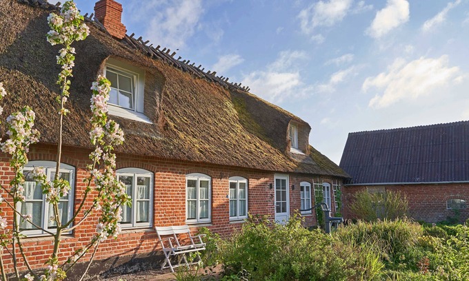 Stausmark House | Relaxing Ocean View at De Ole Kaat - Pet Friendly Retreat