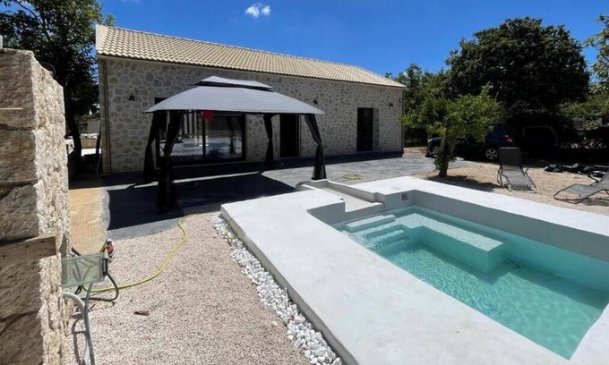 Parelia Villa | Relax at The 10k Stones Villa with Pool & Pet-Friendly Perks