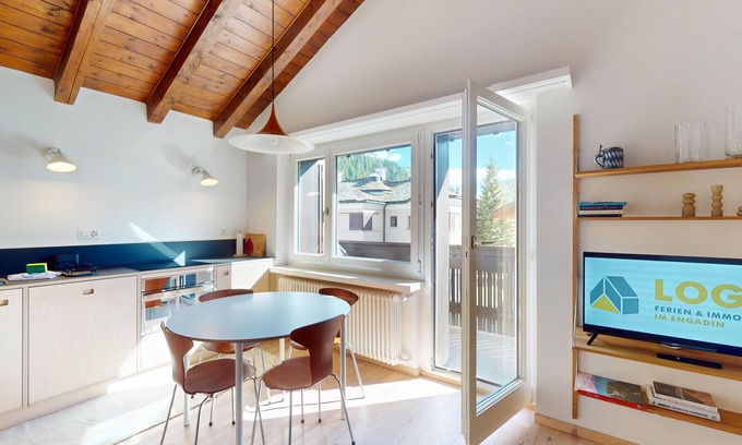 Celerina-Schlarigna Apartment | Top Floor 3-Room Apartment with Child-Friendly Amenities