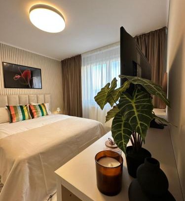 Tractorul Apartment | The 30th