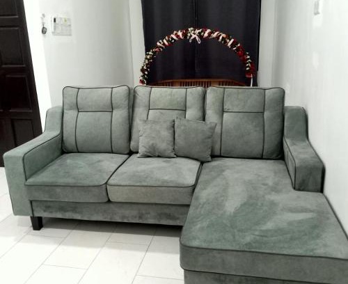 Batu Pahat House | Cozy Retreat at The 88 Homestay - Rated 8.5/10 by Guests