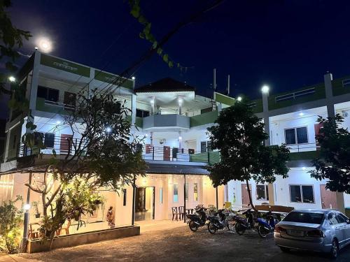 Pak Chong Hotel | Budget-Friendly Stay at The 99 Inn Hotel - Book Now!