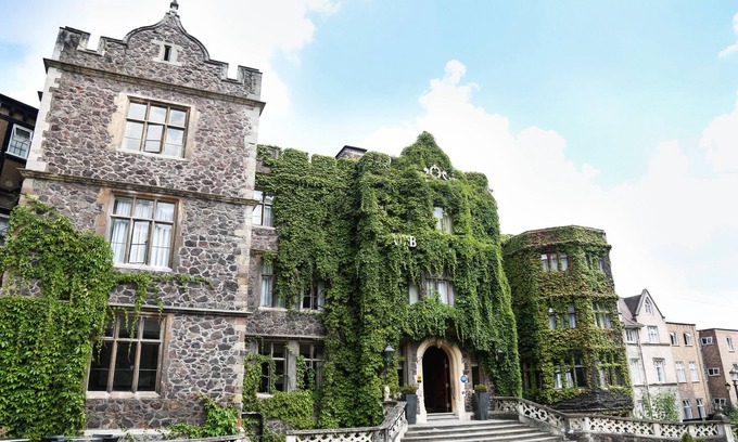 Malvern Hotel | Relax at The Abbey Great Malvern: Spa & Family-Friendly Stay