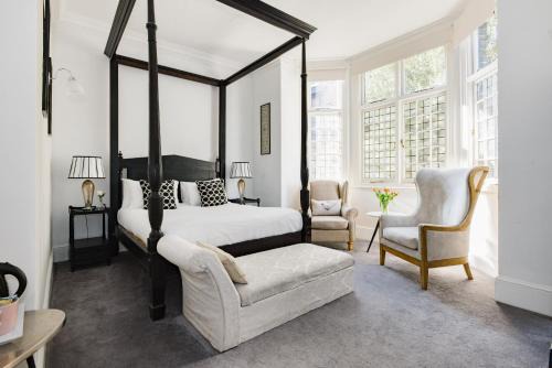 Pembridge Hotel | Discover The Abbey Notting Hill: Pet-Friendly Retreat