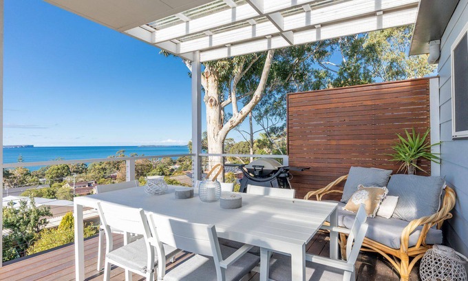 Vincentia House | Inviting The Address: Breathtaking Oceanfront Views Await