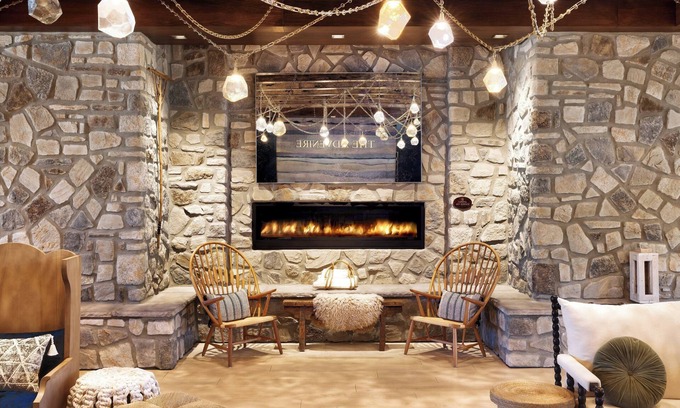 St. George Historic District Hotel | Discover The Advenire: Spa Retreat with Top Guest Ratings
