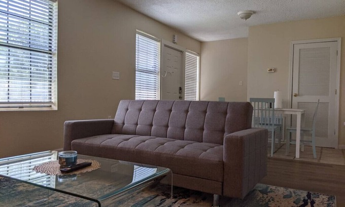 Pensacola House | Discover The Aero Vista Gem: Pet-Friendly Retreat with Spa