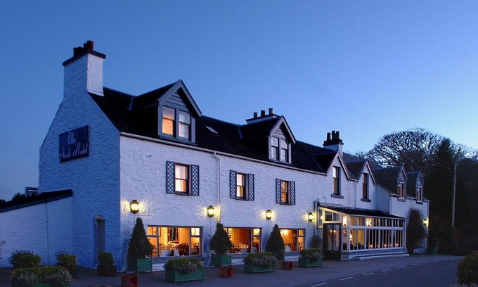 Port Appin Hotel | Discover The Airds Hotel and Restaurant: Pet-Friendly Retreat