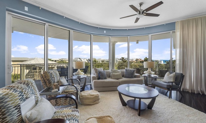 Rosemary Beach Condo | Experience The Alexander 401: Beachfront Bliss & Fun