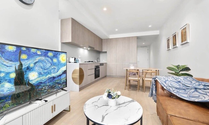 Adelaide Central Business District Apartment | Discover the Ideal 1BR CBD Apartment with Top Amenities
