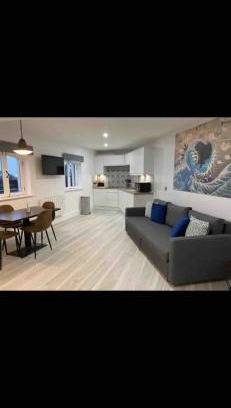 Skerries Apartment | Cozy Stay at The Anchor: Pet and Child Friendly Retreat
