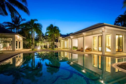 Khao Lak Resort | Beachfront Bliss at The Anda Mani Khaolak Villas