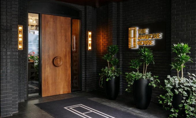 Church and Wellesley Hotel | Experience Comfort at The Anndore House by Hyatt - 4 Star Hotel