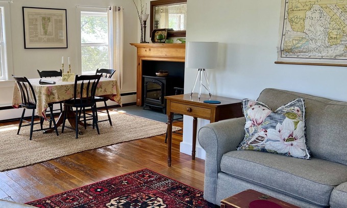 St. Johnsbury Center Apartment | Charming The Annex at Bullfrog Hall: Family-Friendly Stay