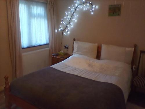 Haversham Apartment | Relax at The Annex - Guest Gardens with Family-Friendly Perks