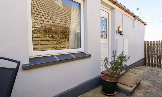 Rescorla Cottage | Experience The Annexe, Laburnum: Top-Rated Family Retreat