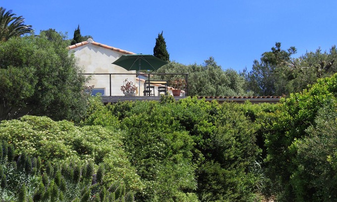 Ile du Levant House | The Ant Studio "Pin"