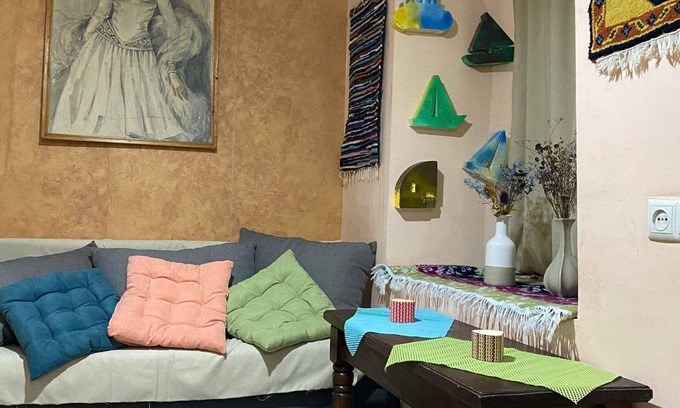 mtatsminda Apartment | Cozy Apartment in a Quiet Environment, Pet & Child Friendly