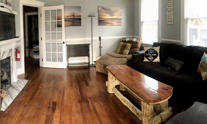 West Ashley Apartment | Guest Rated 10/10: The Apollo - Family-Friendly Retreat