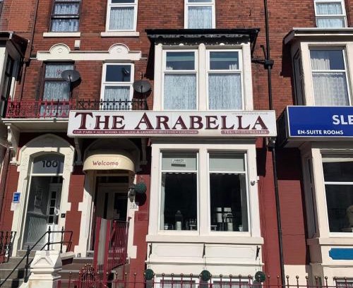 Blackpool Town Center Bed & Breakfast | Kid-Friendly Escape at The Arabella: Comfort Awaits