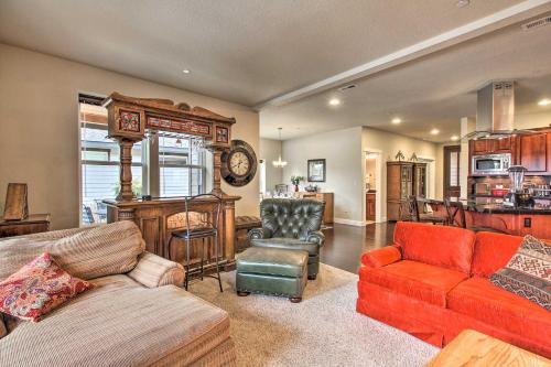 Southern Crossing House | Oceanfront Escape at The Ark - 4-Star Stay Near Mt Bachelor