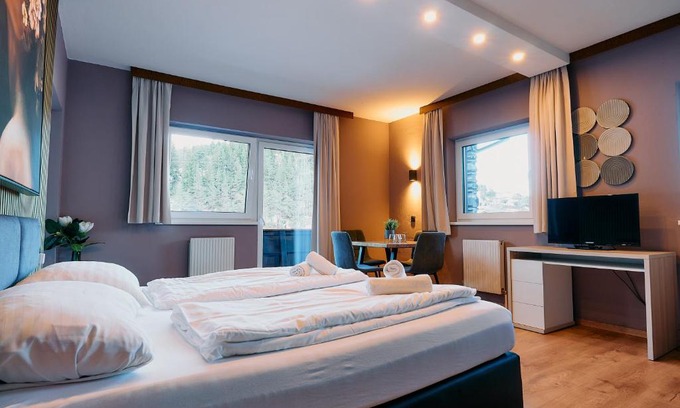 Natters Apartment | Art and Sporthotel: Family-Friendly Stay with Great Amenities