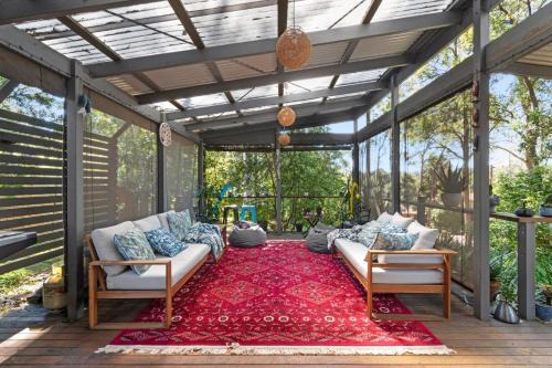 Mossy Point House | Discover Family-Friendly Comfort at The Arthouse at Mossy