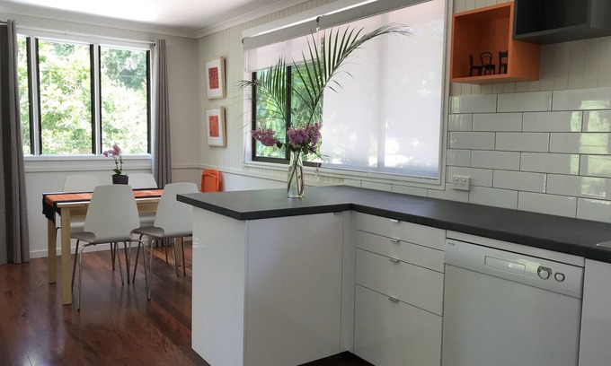 Glenview House | Serene Escape at The Artist Studio: Couples Getaway Awaits
