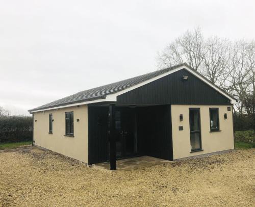 Cleeve House | Experience The Ash View: Guest Rated 9.5/10 Stay