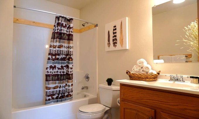 West Yellowstone Condo | Discover The Aspen: Family-Friendly Stay Near Yellowstone