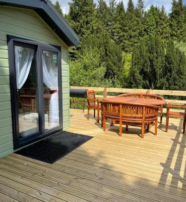 Ardentinny House | Discover The Astoria: Oceanfront Bliss with Pet-Friendly Perks