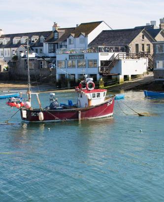 Hugh Town Hotel | Discover The Atlantic: Family-Friendly Hotel with Hot Tub