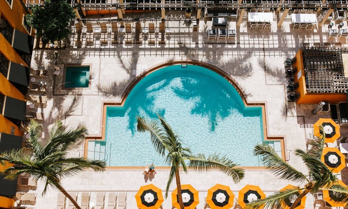 Delray Beach Hotel | Elegant Atlantic Suites with Pool and Spa on the Avenue