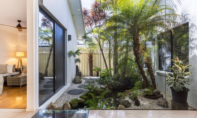 St. Georges Basin House | The Atrium by Experience Jervis Bay