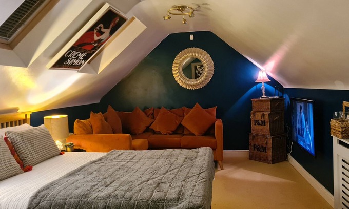 Shrewsbury Apartment | Top-Rated Family Retreat at The Attic by the Abbey