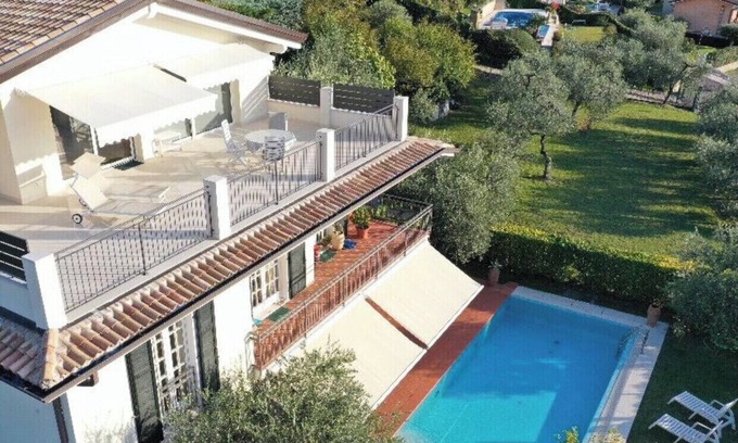 Albisano Apartment | Explore The Attic of Villa Ca 'Bianca with Ocean Views