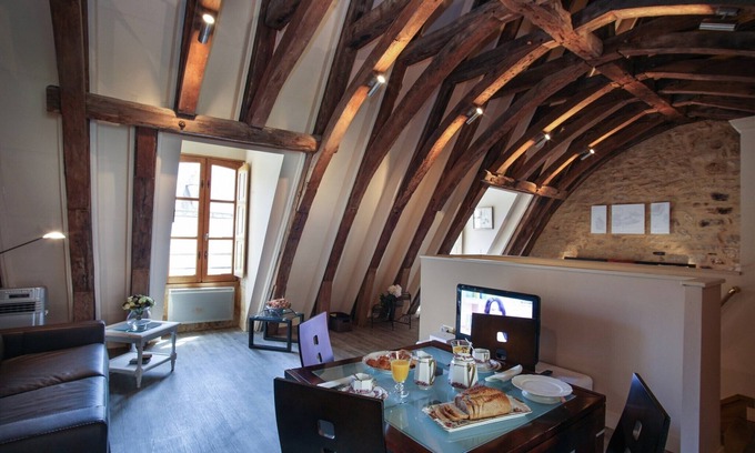 Sarlat-la-Caneda Historic Center Apartment | Explore Comfort at The Attic of the Chapter - Top Rated Stay
