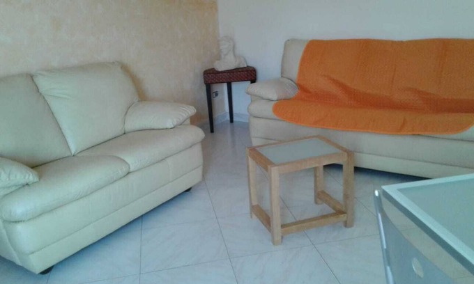 Niscemi Apartment | Explore The Attic of the Sculptor: Family & Pet Friendly Retreat