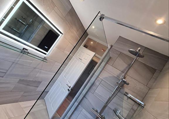 Newcastle House | Exceptional Pet-Friendly Stays at The Avenue - 10/10 Rating