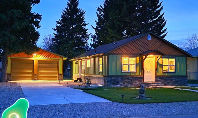 Columbia Falls House | Experience Avocado Abode: Perfect Stay near Glacier Park!