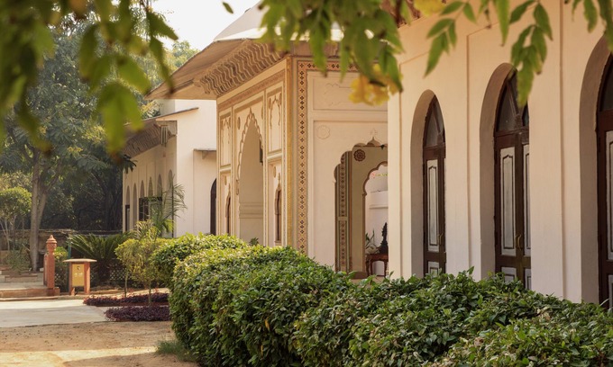 Bharatpur Hotel | Relax at The Bagh: 4-Star Hotel with Spa & Pool Access