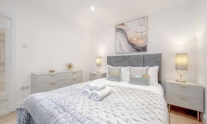 Regent's Park Apartment | The Baker Street Apartment
