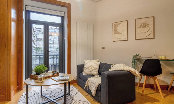 Maria Auxiliadora Apartment | The Balcony of Progreso with parking