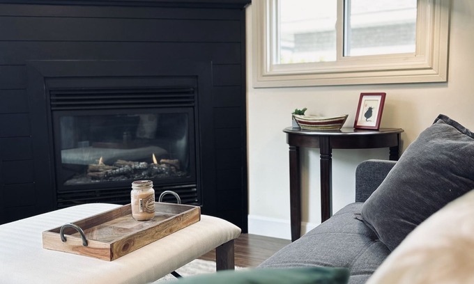 Port Perry Apartment | Experience The Balsam Retreat: Pet-Friendly & Spa Amenities