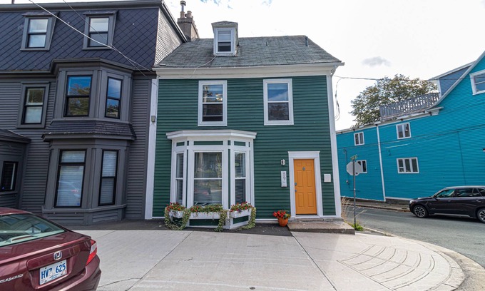Downtown St. John's House | Discover The Bannerman Park Suite and Loft with Family-Friendly Amenities