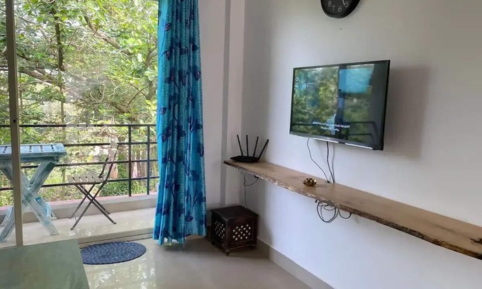 Vagator Apartment | Discover The Banyan Retreat: A Family-Friendly Haven