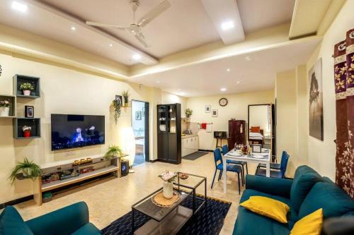 Kolhapur House | The Banyan Tree Adobe